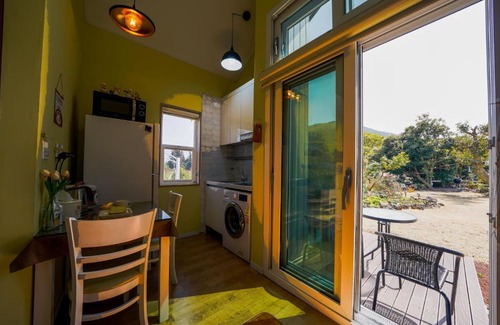 Sehwa-ri House | jeju Pension