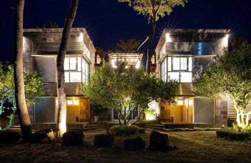 Sehwa-ri House | Jeju Solsup Pension