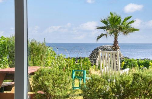 Seongsan House | Jeju Turning point Pension