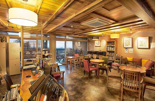 Jungmun House | Jejueco Suites