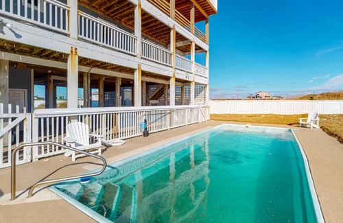 Hatteras House | Jekyll's Hydeout #1HH