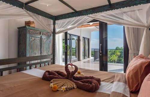 Temukus Villa | Jempiring - luxury spacious villa with staff!