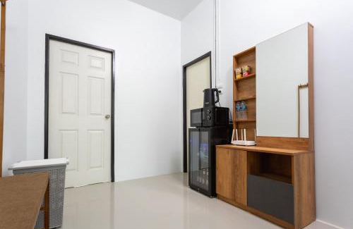 Buriram Apartment | Jen Sabaai