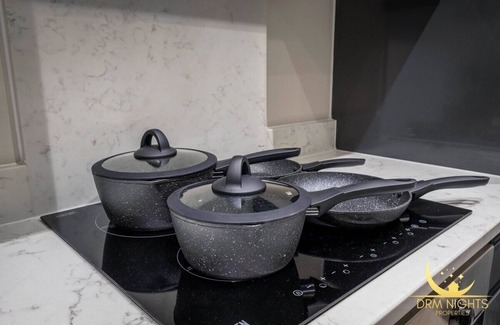 Leeds Apartment | Jenga suite - Leeds City Centre
