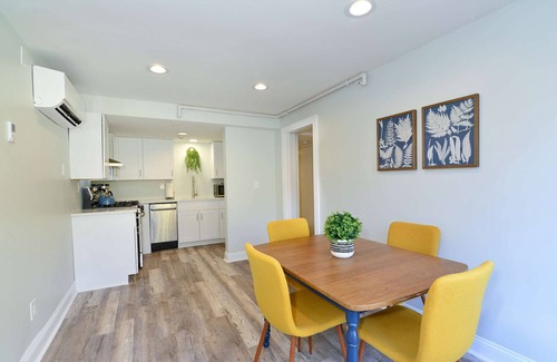 College Hill Apartment | Jennifer's College Hill Apartment Private Entry & Patio