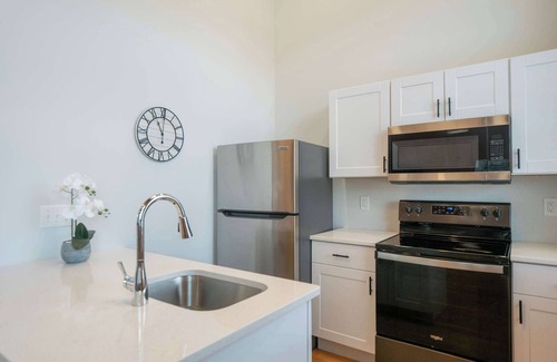 College Hill Apartment | Jennifer's Historic Brick Riverfront Loft Apartment