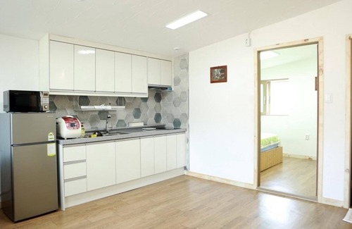 Jeongeup House | Jeongeup Brahms Pension A