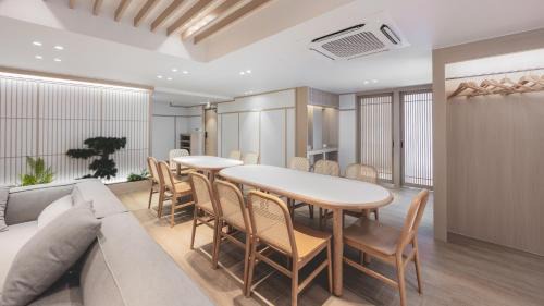 Choryang Bed & Breakfast | JeongonJae Stay