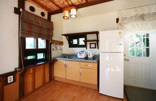 Sabuk House | Jeongseon Haetbinnuri Pension