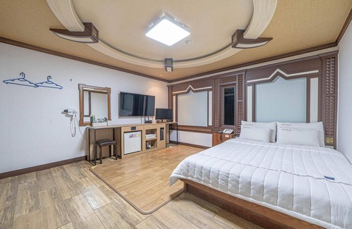 Sabuk Hotel | Jeongseon Phoenix