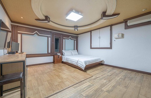 Sabuk Hotel | Jeongseon Phoenix