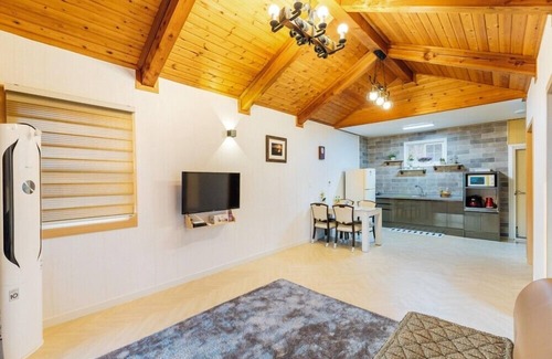 Irun-myeon Apartment | Jeongwon Beach Pension