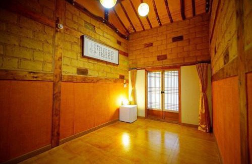 Jeonju House | Jeonju Damso Guest House