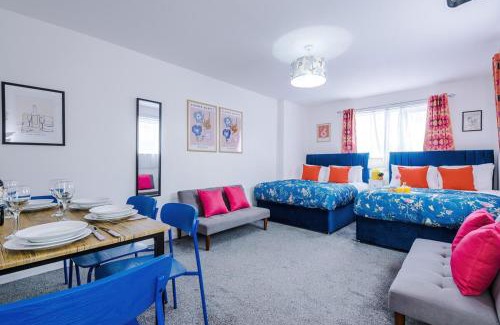 Leamington Spa Apartment | Jephsons Lodge Studio 3 - Free Netflix, Parking, WiFi