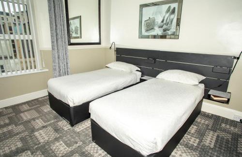 Plymouth Bed & Breakfast | Jewells Guest Accommodation