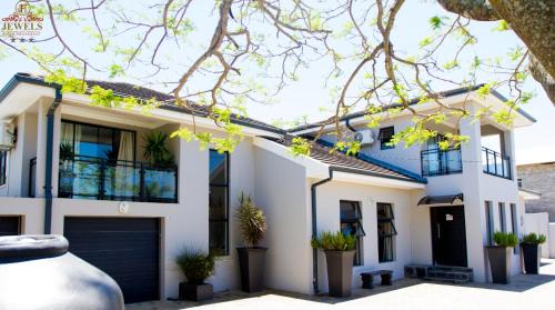 Southernwood Bed & Breakfast | JFT self catering units