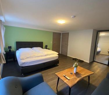 Memmingen Apartment | JG Hotel am Schweizerberg
