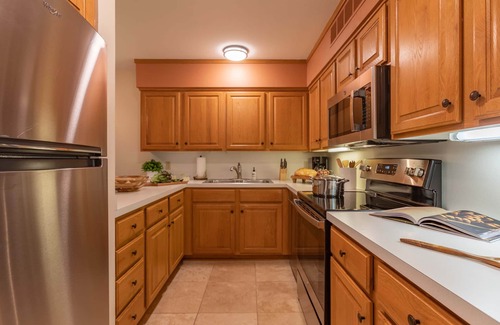 Teton Village Apartment | JHRL - Slopeside Studio Sleeping Indian West #12