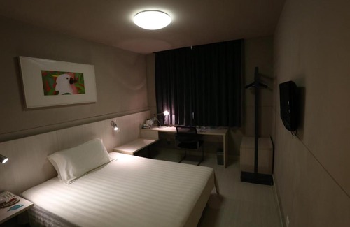 Yanji Hotel | Jinjiang Inn Yanji Railway Station Municipal Government