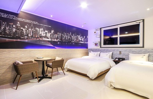 Chinju Hotel | Jinju Hotel Hot