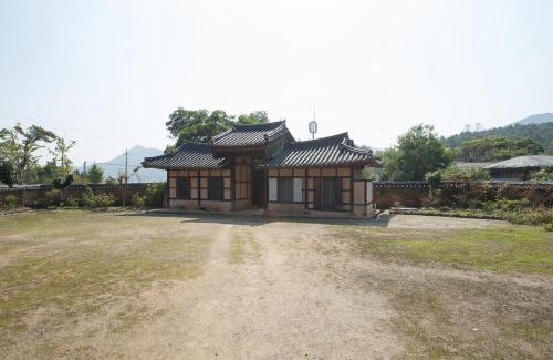 Boseong House | Jinrae Lee's Traditional House