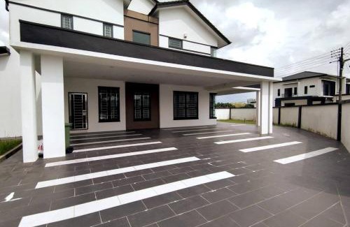 Kuching Villa | JJ Homestay -Stapok