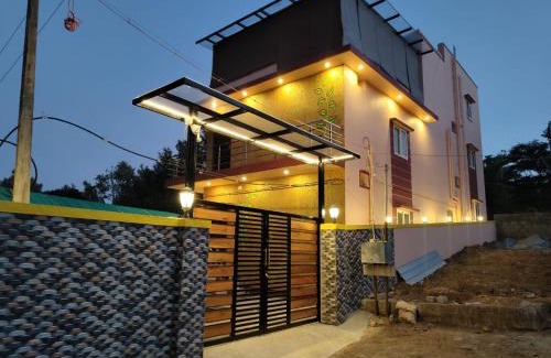 Yercaud Hotel | JK - 4 BHK Villa