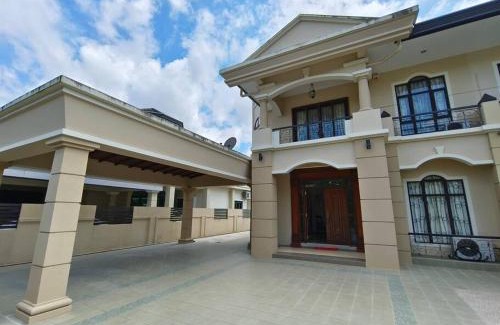 Richmond Hill House | Jk Romance House 20Pax 6Carparks