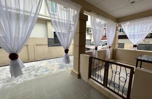 Richmond Hill House | Jk Romance House 20Pax 6Carparks