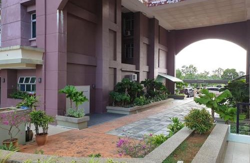 Kuching Apartment | JK UpperSanctuary 8Pax 3BedR 2BathR 1Carpark