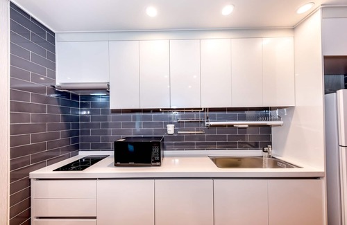 Seogwipo City Apartment | JnB Family Hotel