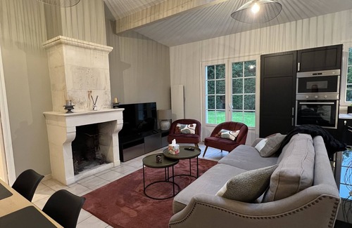 Le Vesinet House | JO 2024 - Maison de Charme à 15mns de Paris Dans un Écrin de Verdure Proche RER