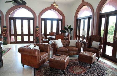 Terranora Hotel | Jodha Bai Retreat