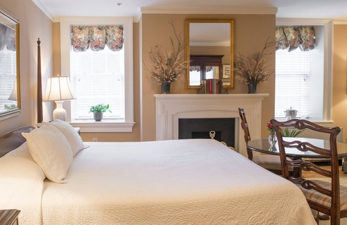 South of Broad Bed & Breakfast | John Rutledge House Inn Charleston
