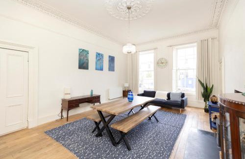 Bonnington Apartment | JOIVY Exclusive house with free parking