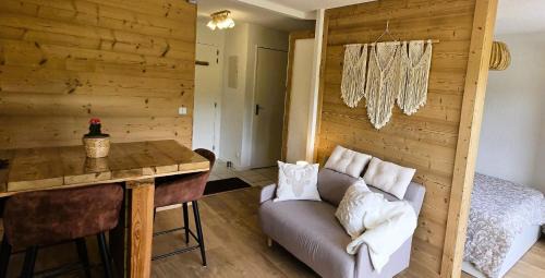 Sallanches Apartment | Joli studio avec terrasse