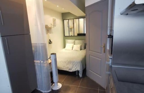 Quartier Saint-Marc - Croix de Pierre - Saint-Nicaise Apartment | Joli Studio ✧ Centre historique