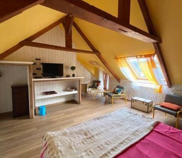 Tregueux House | Jolie maison de campagne à la ville chez TINAT