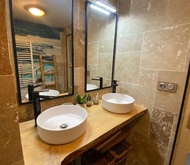 Tregueux House | Jolie maison de campagne à la ville chez TINAT