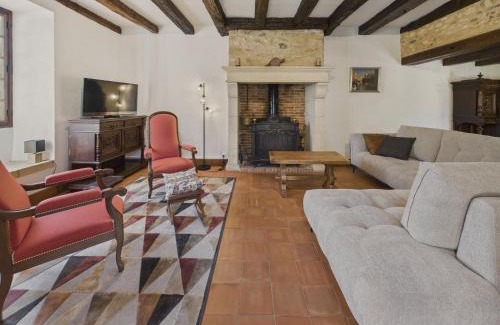 Mauzens-et-Miremont House | Jolie maison avec jacuzzi pour 8 personnes