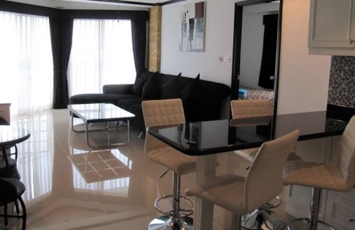 South Pattaya Condo | Jomtien Beach Condominium Jbc A3 Floor 12 Room 27/28