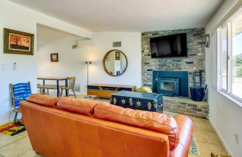 Joshua Tree House | Joshua Tree Home with Patio - 5 Mi to National Park!