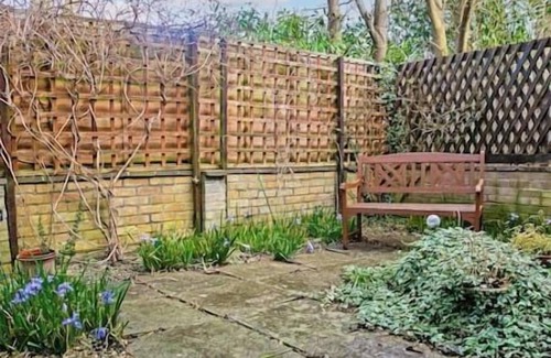 Headington Apartment | Journey at Bohemian Haven