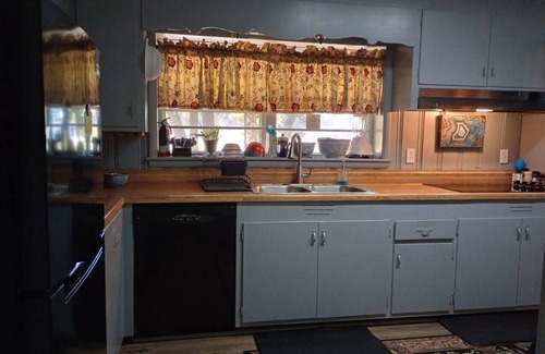 Sycamore House | Journeyman's Stay and Play