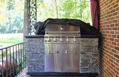 Sycamore House | Journeyman's Stay and Play