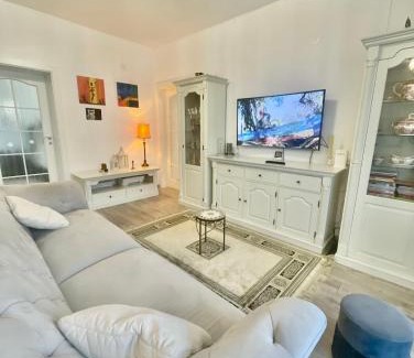 Selimbar Apartment | Jovens Crib