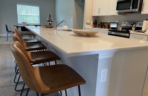 Port Saint Lucie House | Joyful 4 bed 2 bath home in the beautiful Port St.Lucie