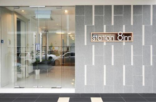 Taman Pengkalan Jaya Hotel | JQ Station Eight Inn