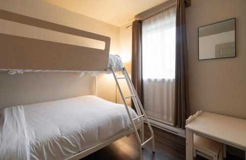 Saint Ferreol les Neiges Ski Chalet | Jumelle d'en haut 1817 - 5 chambres - 15 personnes