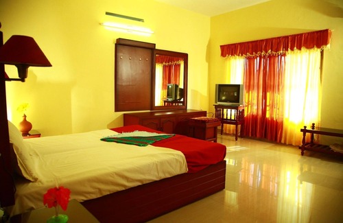 Kumily House | Jungle Palace Homestay